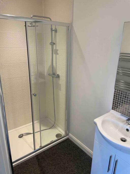 2 Bed City Centre Flat Bath Exteriör bild