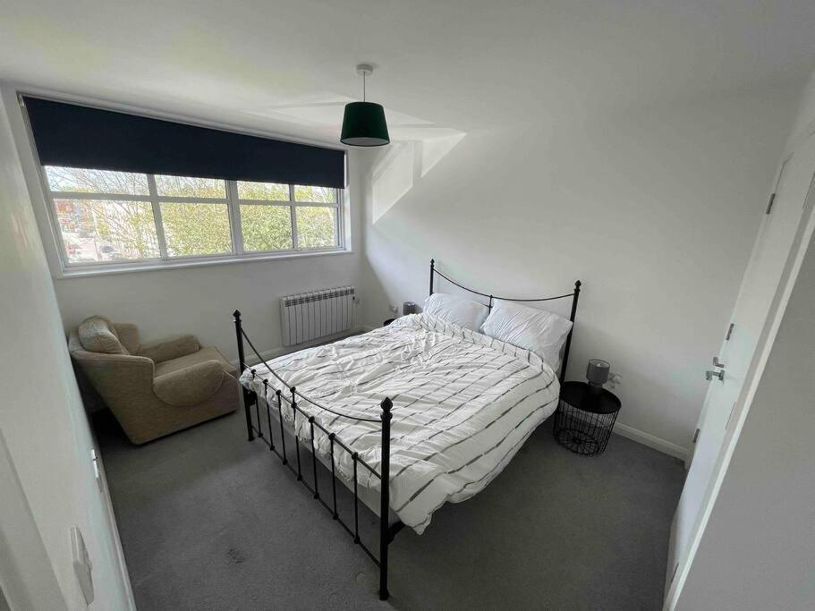 2 Bed City Centre Flat Bath Exteriör bild